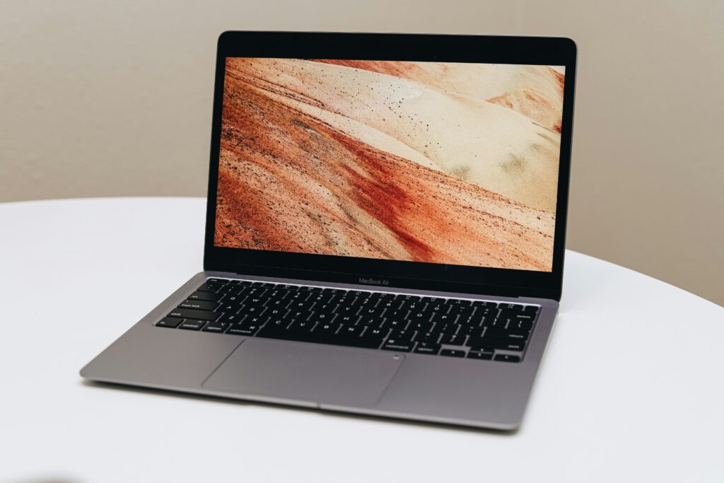 taylor beach prfkouzz5bc unsplash